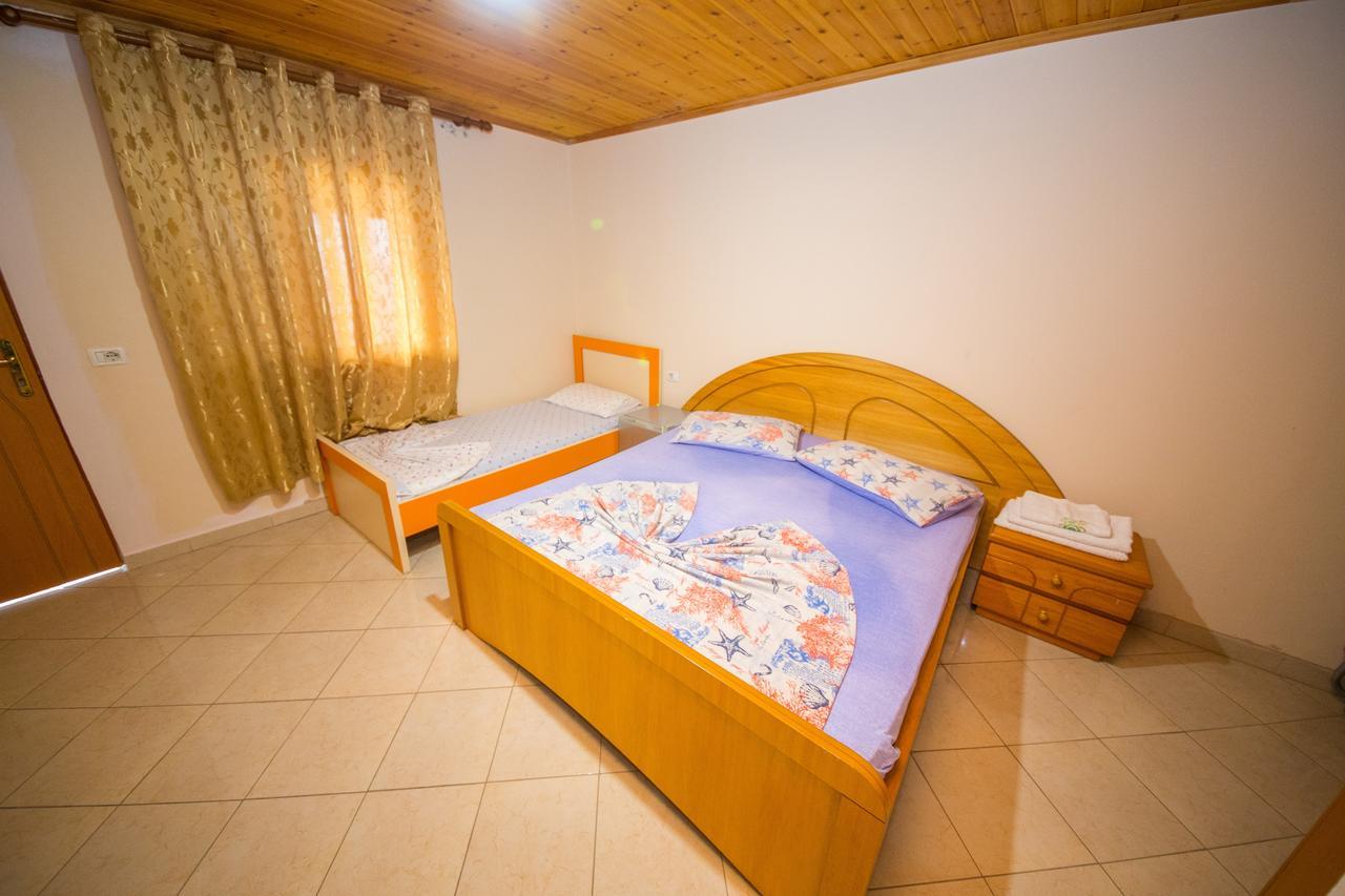 Isi Rooms Vlorë Habitación foto